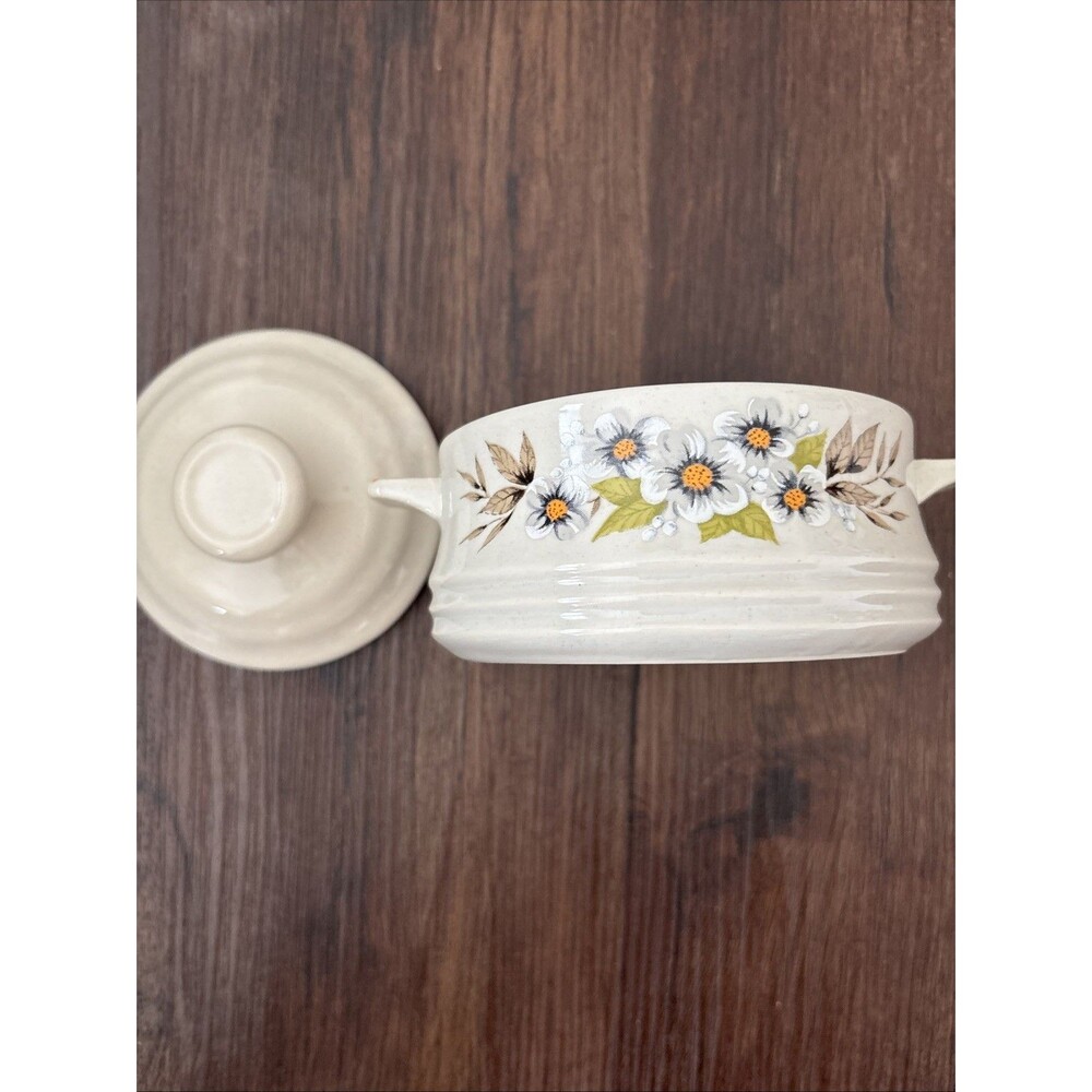 Vintage Heavenly BakeStoneware Cottage Granny 70s80Casserole Floral Crock w/ Lid